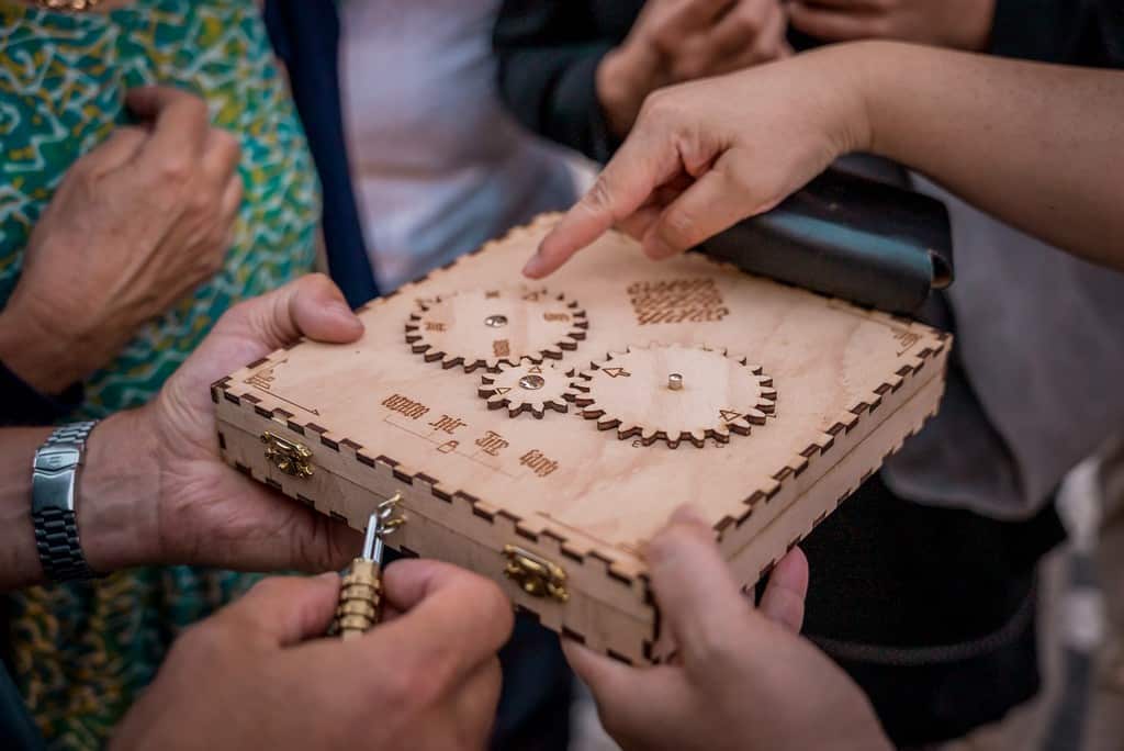 officegame.cz – An indoor teambuilding activity 12 officegame.cz - An indoor teambuilding activity